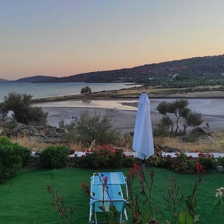 "Koukmos Beach" Greenspace Living - Private Sandy Beach Parákoila Extérieur photo