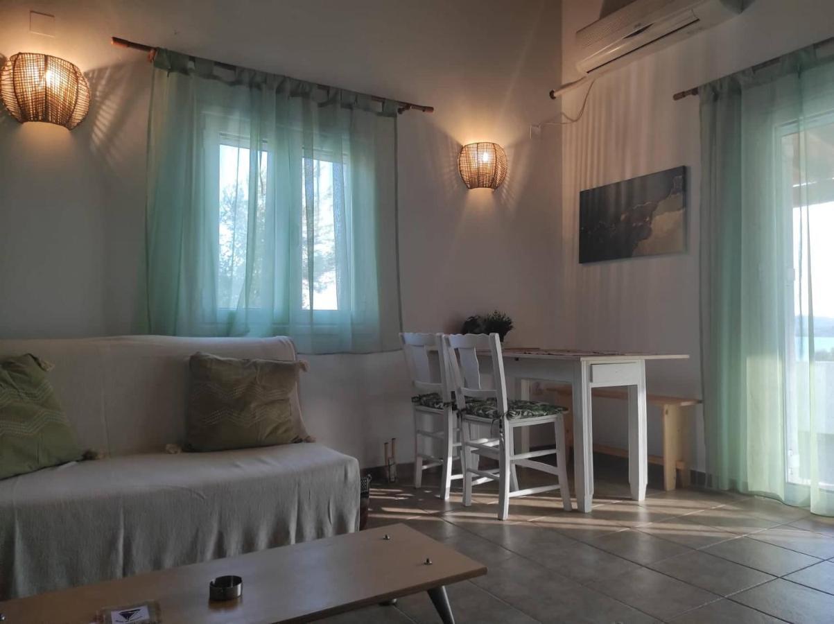 "Koukmos Beach" Greenspace Living - Private Sandy Beach Parákoila Extérieur photo