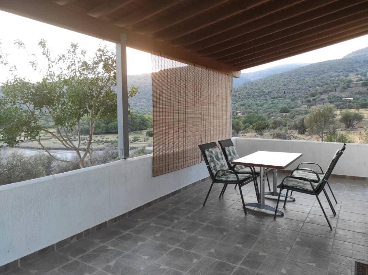 "Koukmos Beach" Greenspace Living - Private Sandy Beach Parákoila Extérieur photo